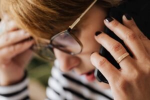wisely resolve daily phone issues